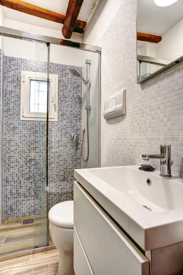 Bologna City Center Apartment By Wonderful Italy ภายนอก รูปภาพ